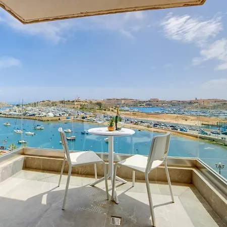 Stunning Valletta And Harbour Views By Buena Vista * Σλιέμα