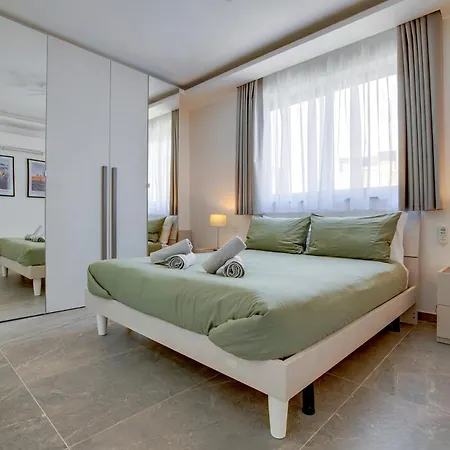Stunning With Valletta And Harbour Views *